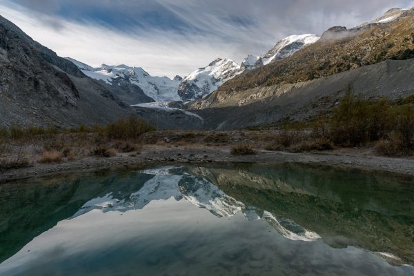 Piz Bernina und Bellavista gespiegelt im Bergsee