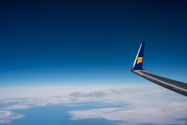 Icelandair über dem Atlantik