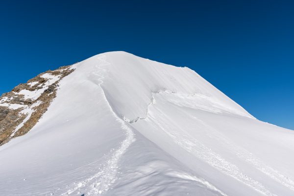 Aufstieg vom Skidepot