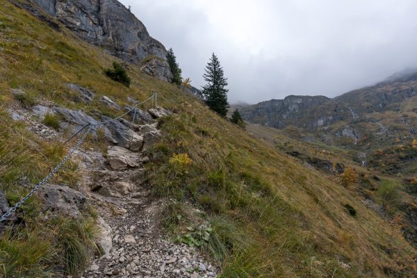 Abstieg mit Kettenhilfe