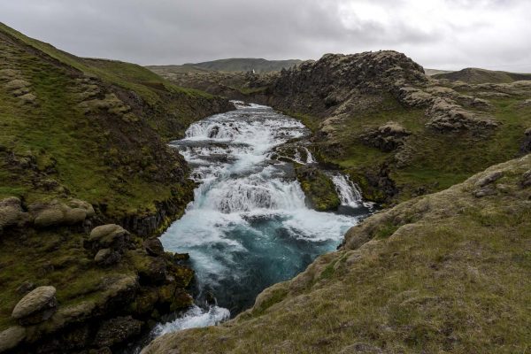 Wasserfall hinter Hólaskjól