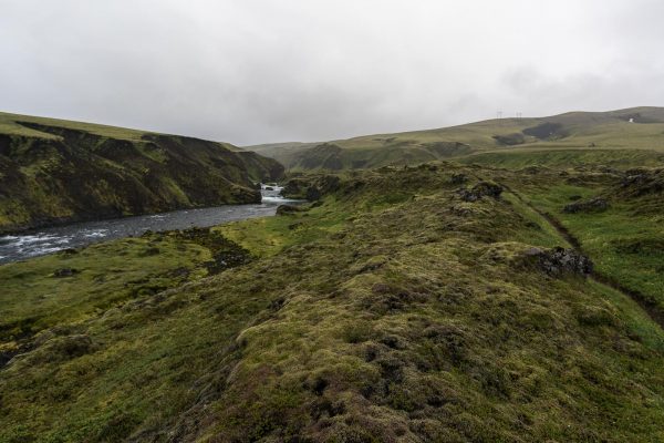 Weg entlang der Syðri-Ófæra