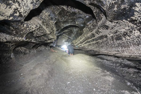 Es wird eng in der Höhle