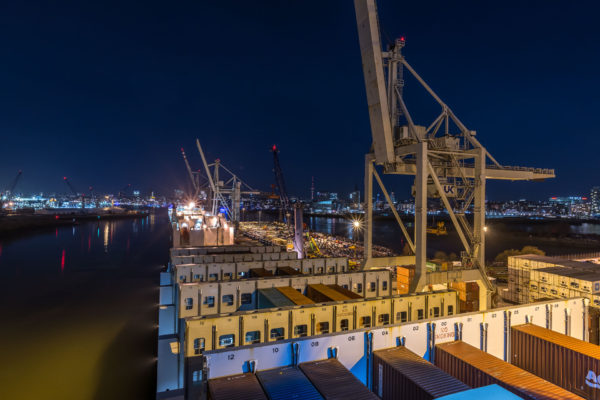 Hamburg bei Nacht