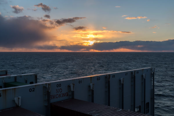 Sonnenuntergang vor der Küste Kanadas