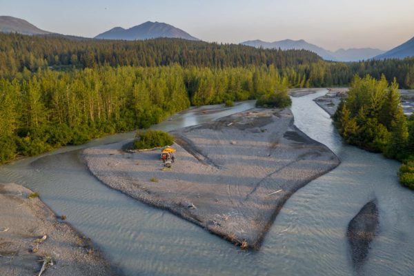 Wir übernachten mitten im Fluss