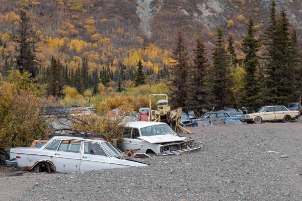 Autofriedhof, nicht selten in Alaska