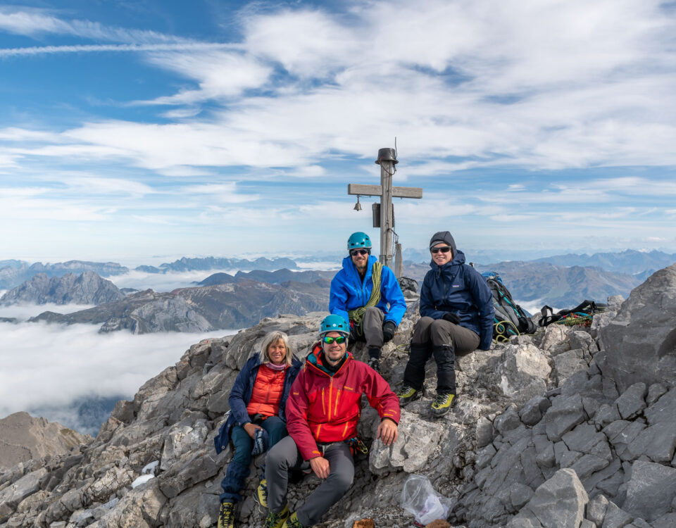 Andi, Jolanda, Cecile und Elias auf dem Vrenelisgärtli