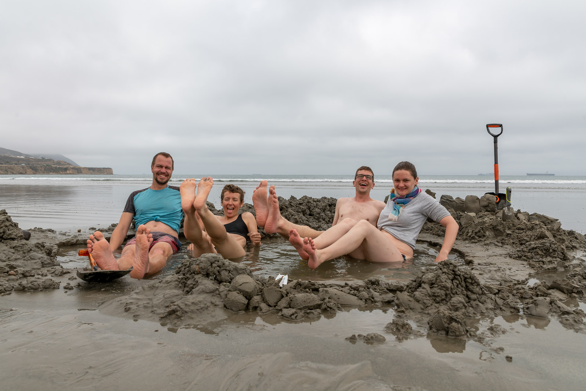 Selbst gegrabener hot tub an der Playa aquacaliente