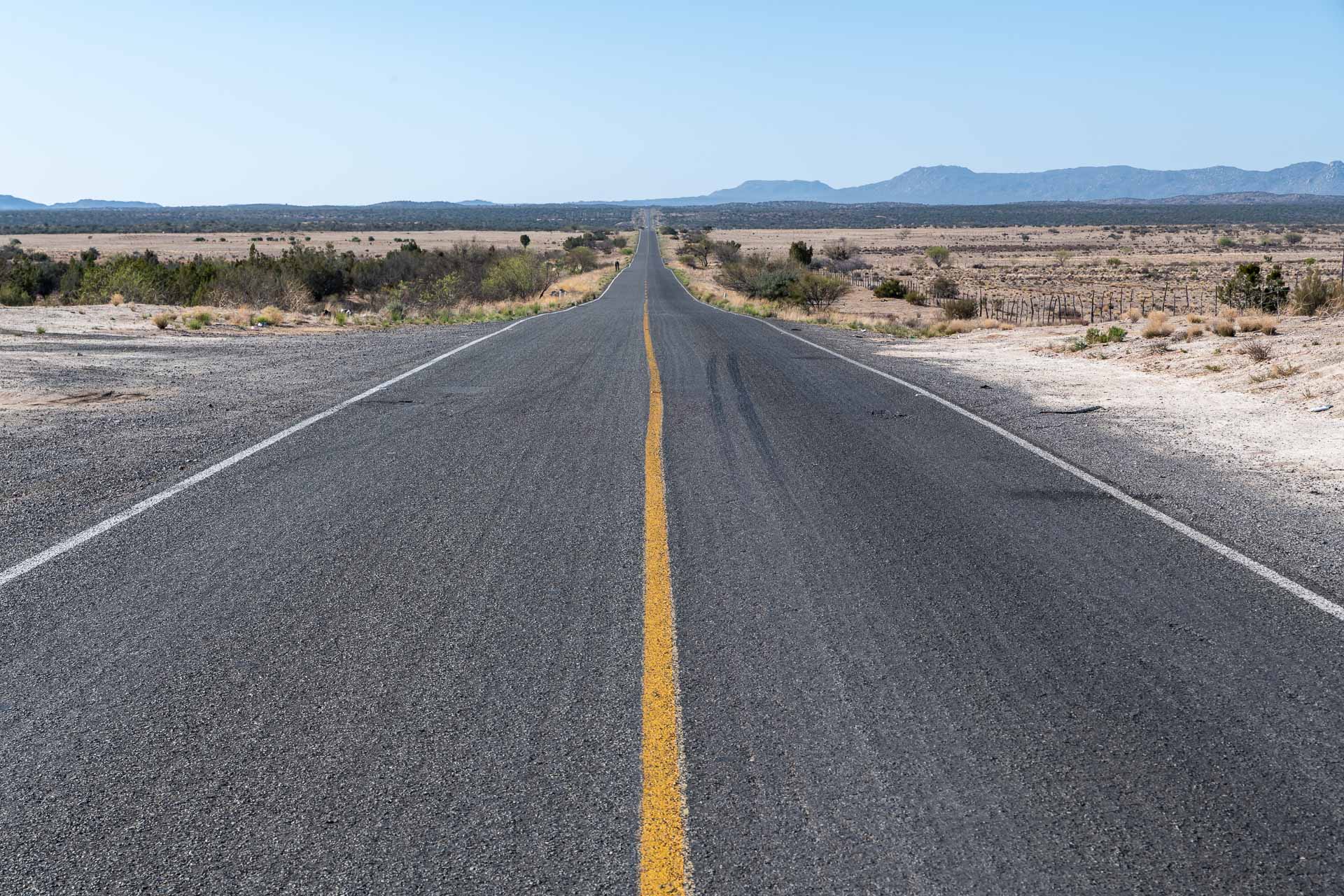 Hauptstrasse quer durch di Baja California